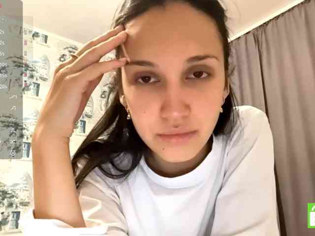 JacquelynClowes webcam