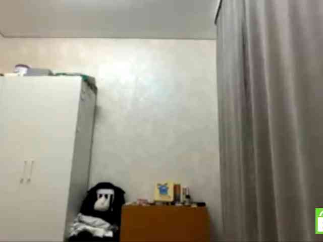JacquelynClowes webcam