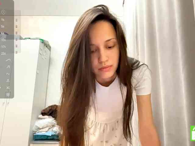 JacquelynClowes webcam