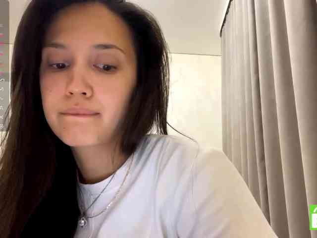 JacquelynClowes webcam