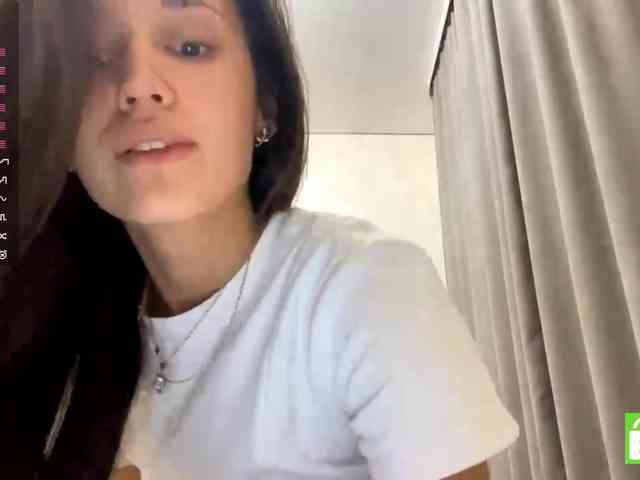 JacquelynClowes webcam