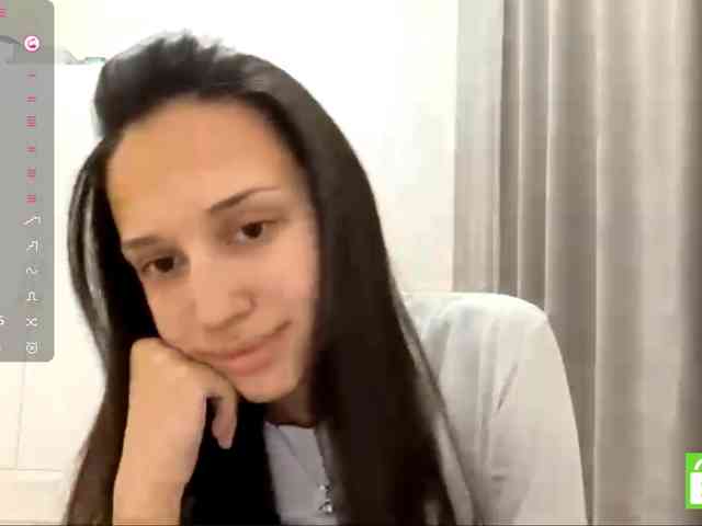 JacquelynClowes webcam
