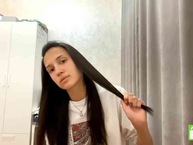 JacquelynClowes webcam