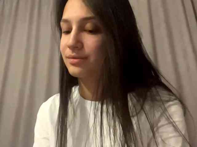 Modelo: JacquelynClowes