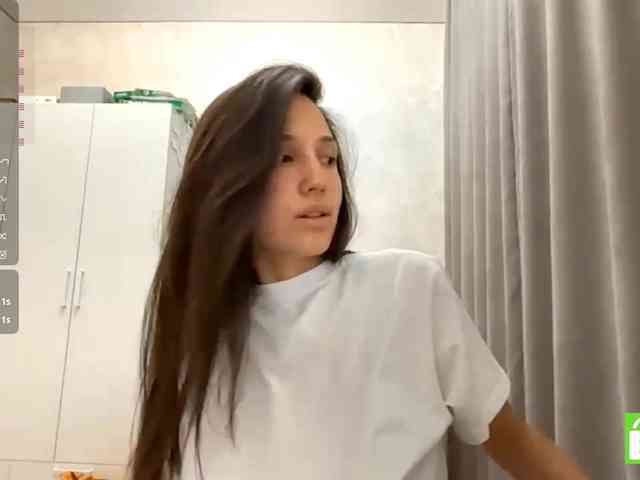 JacquelynClowes webcam