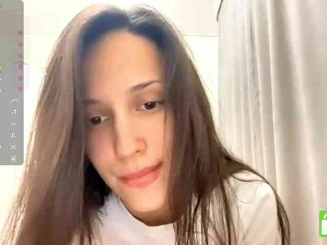 JacquelynClowes webcam