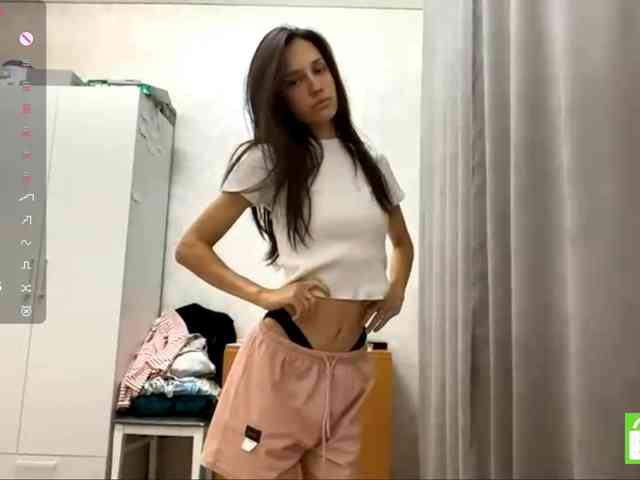 JacquelynClowes webcam