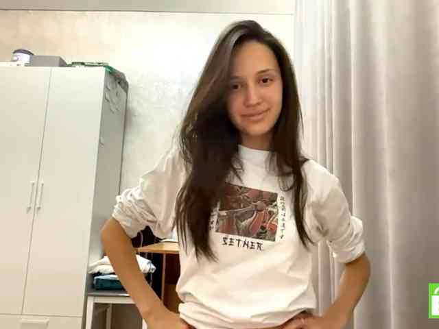 JacquelynClowes webcam