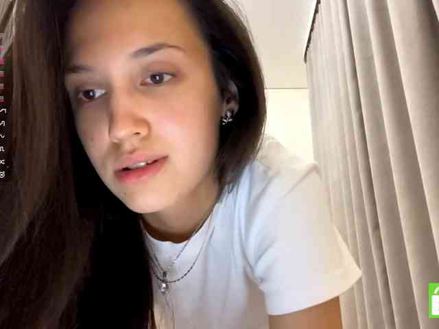JacquelynClowes webcam