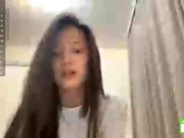 JacquelynClowes webcam