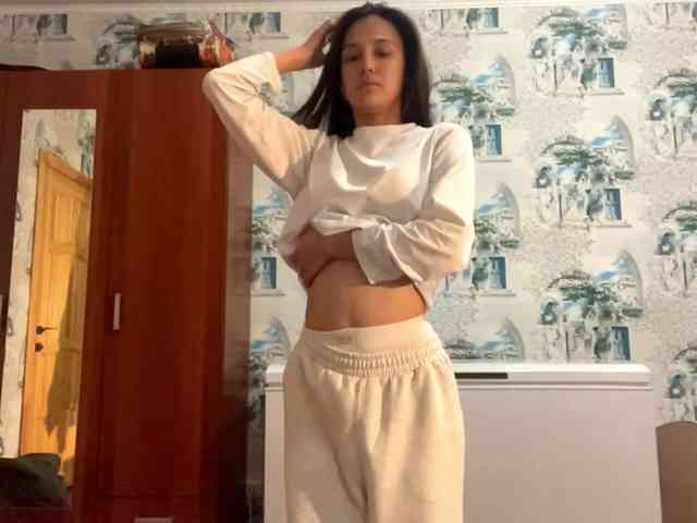 JacquelynClowes webcam