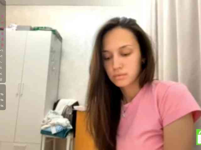 JacquelynClowes webcam