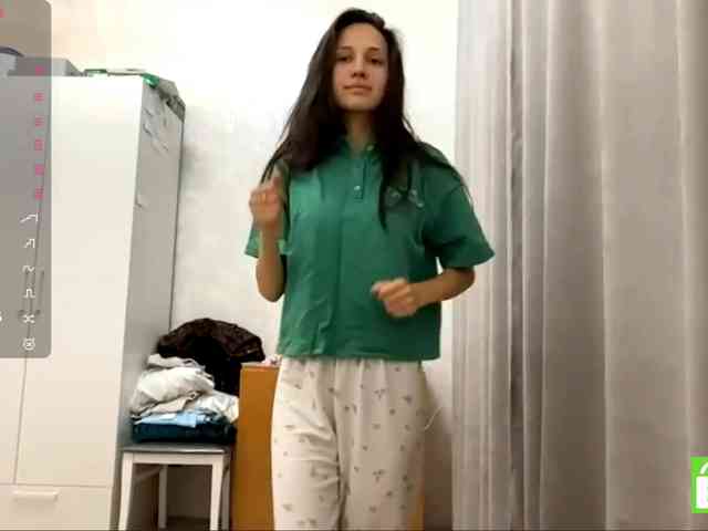 JacquelynClowes webcam
