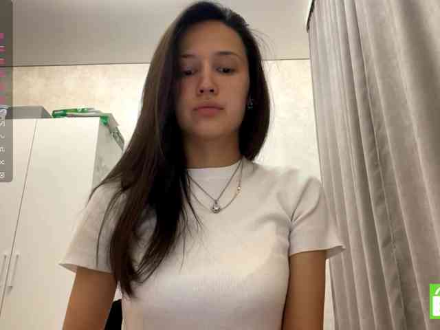モデル: JacquelynClowes