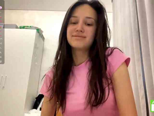 JacquelynClowes webcam