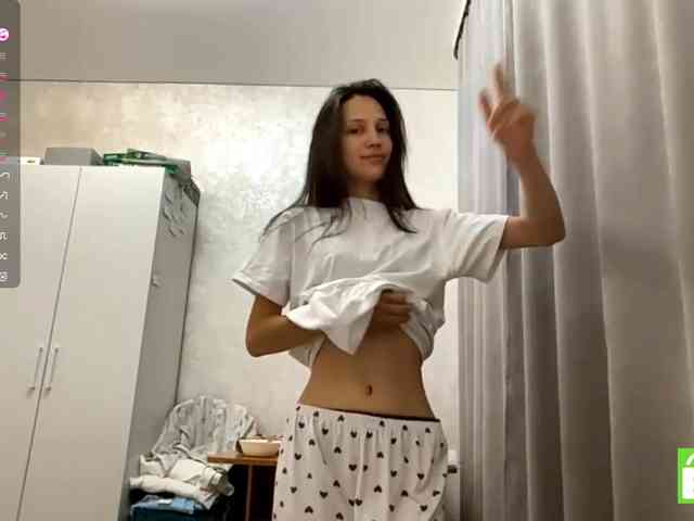 JacquelynClowes webcam