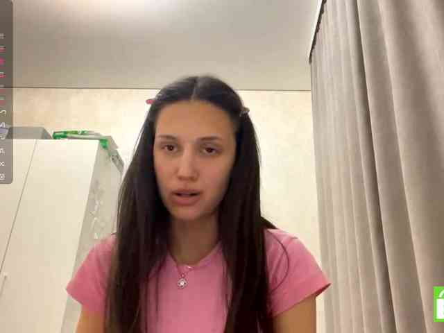 JacquelynClowes webcam