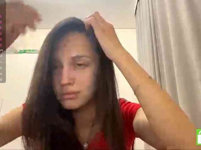 JacquelynClowes webcam