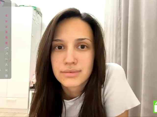 JacquelynClowes webcam
