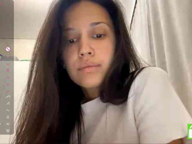 JacquelynClowes webcam
