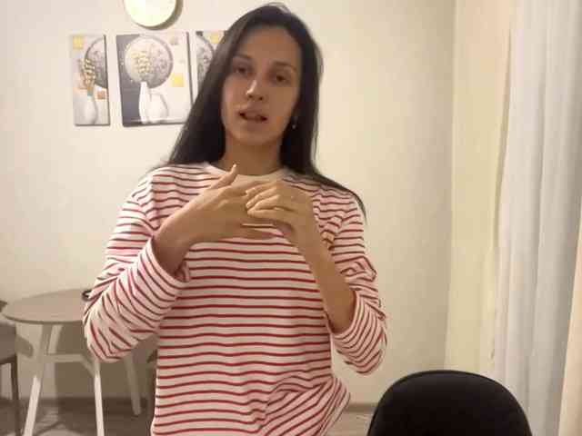 JacquelynClowes webcam