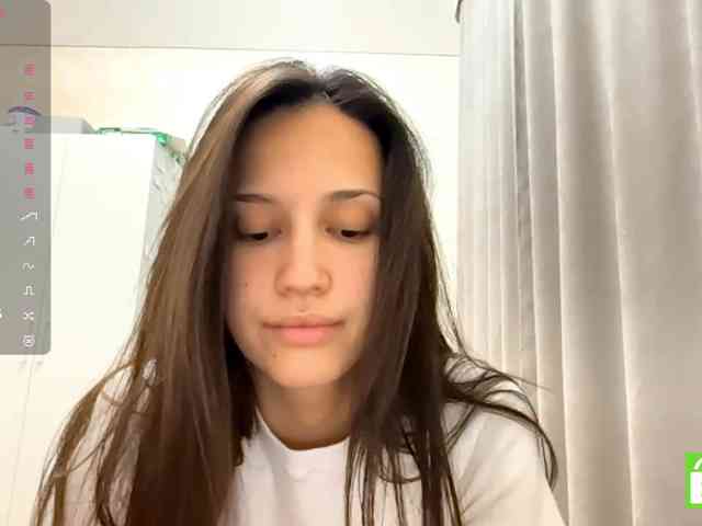 JacquelynClowes webcam