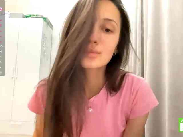 JacquelynClowes webcam