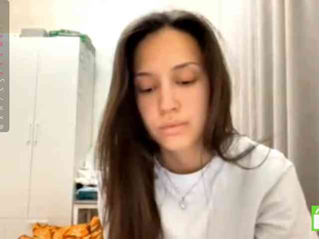 JacquelynClowes webcam