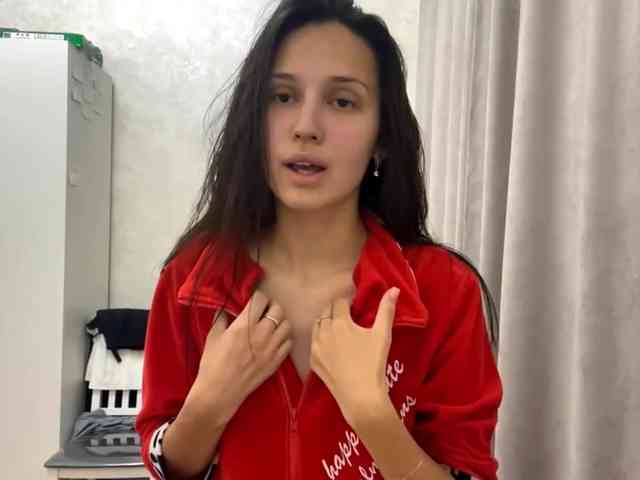 JacquelynClowes webcam