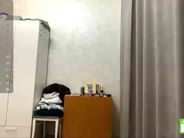 JacquelynClowes webcam