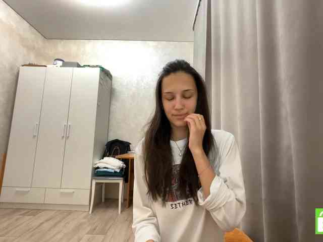 JacquelynClowes webcam
