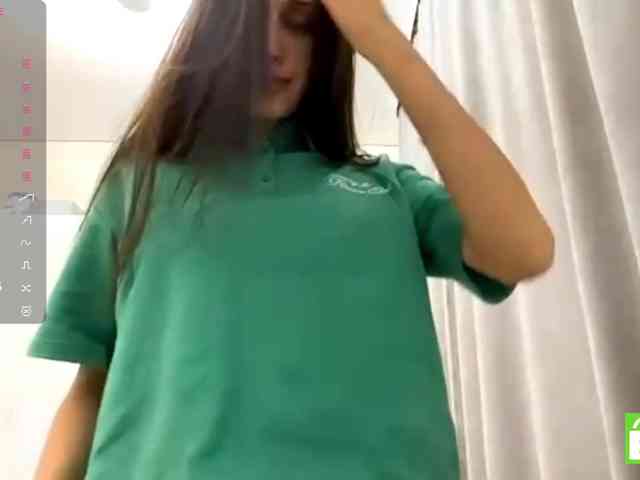JacquelynClowes webcam