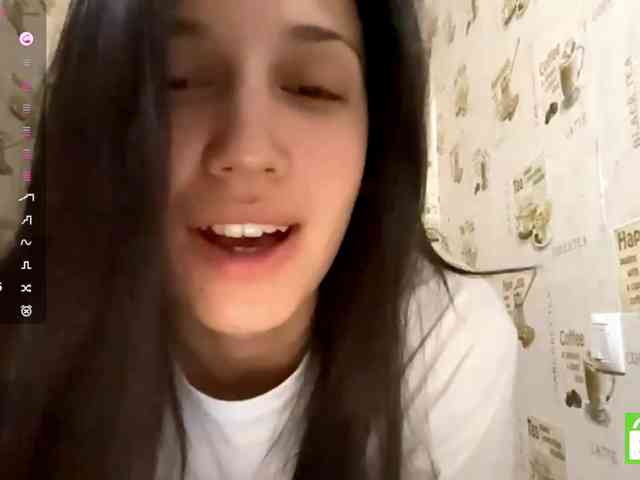JacquelynClowes webcam