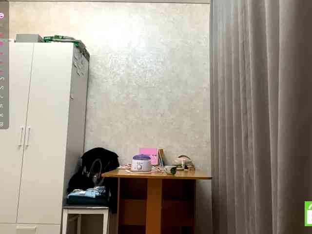 JacquelynClowes webcam