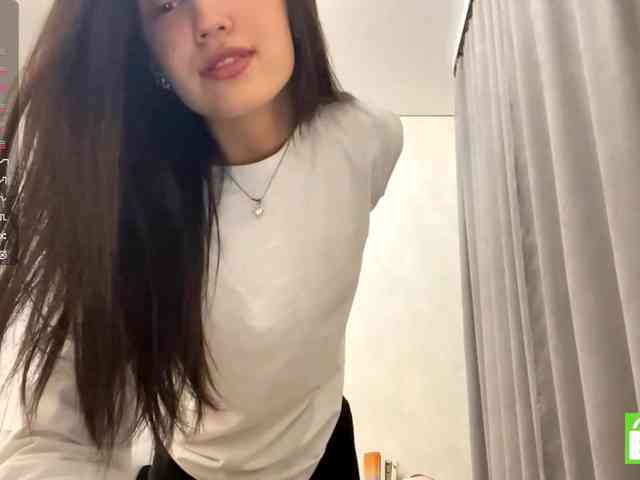 JacquelynClowes webcam