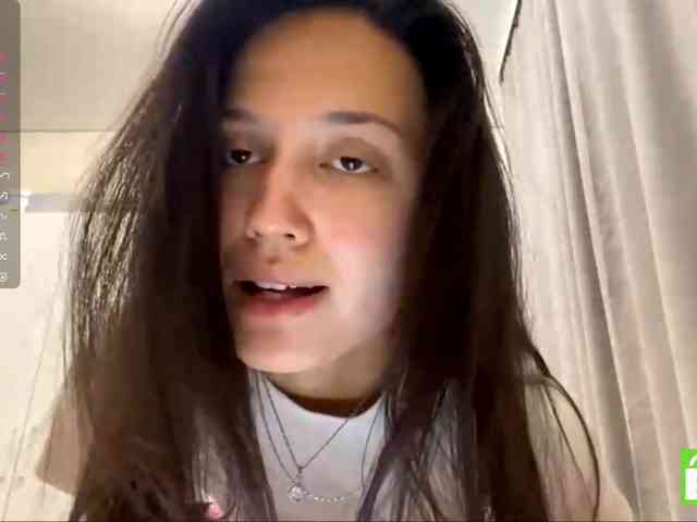JacquelynClowes webcam