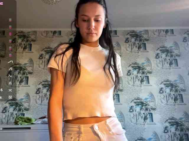 JacquelynClowes webcam