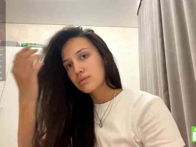 JacquelynClowes webcam
