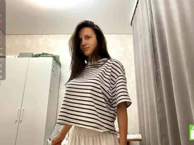 JacquelynClowes webcam