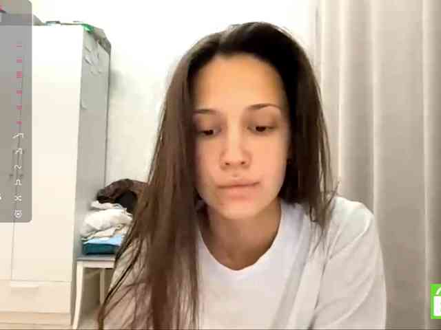 JacquelynClowes webcam