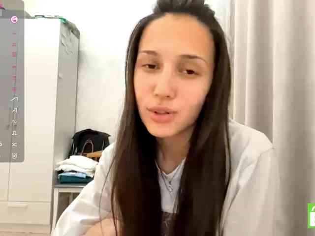 JacquelynClowes webcam