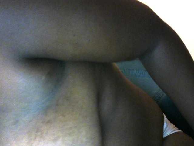 Fatassbitch7 live cam on BongaCams