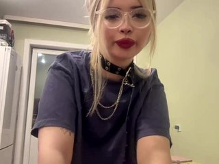 AngelenaBuote Porn Show