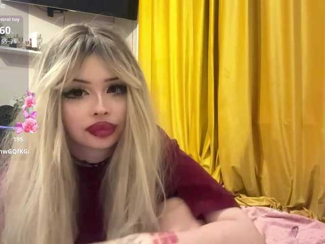 AngelenaBuote live cam on BongaCams