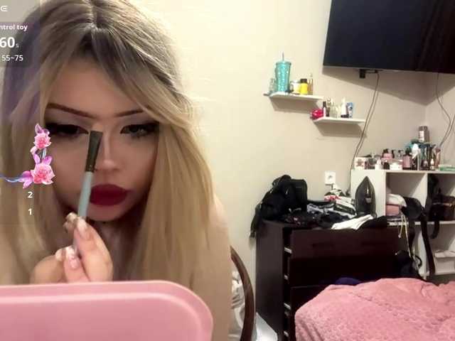 AngelenaBuote live cam on BongaCams