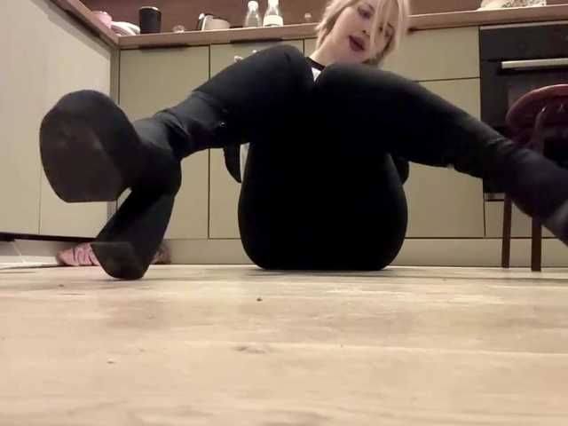 AngelenaBuote live cam on BongaCams