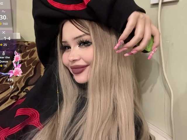 AngelenaBuote live cam on BongaCams