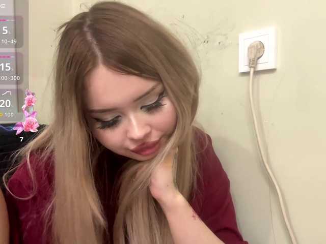 AngelenaBuote live cam on BongaCams