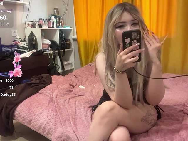 AngelenaBuote live cam on BongaCams