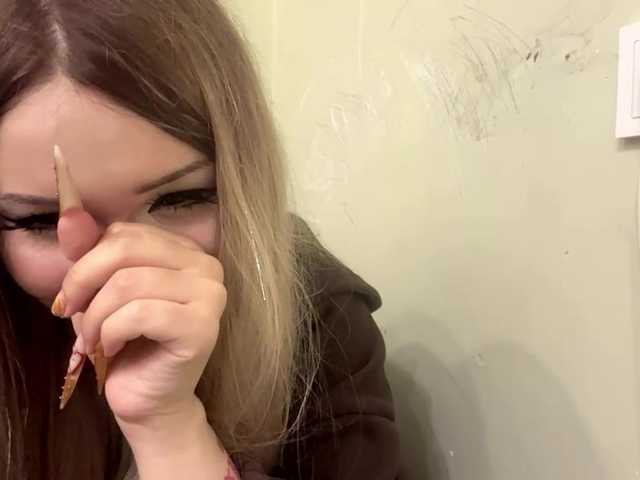 AngelenaBuote live cam on BongaCams